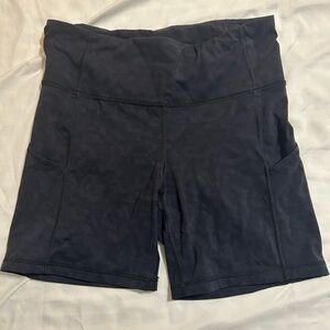 CRZ yoga High-Rise Women’s Performance Bike Shorts - Black Leopard